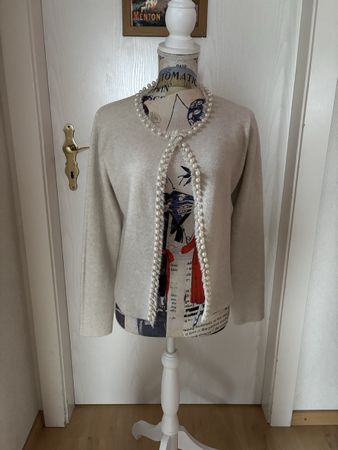 Gilet beige perlé élégant - 