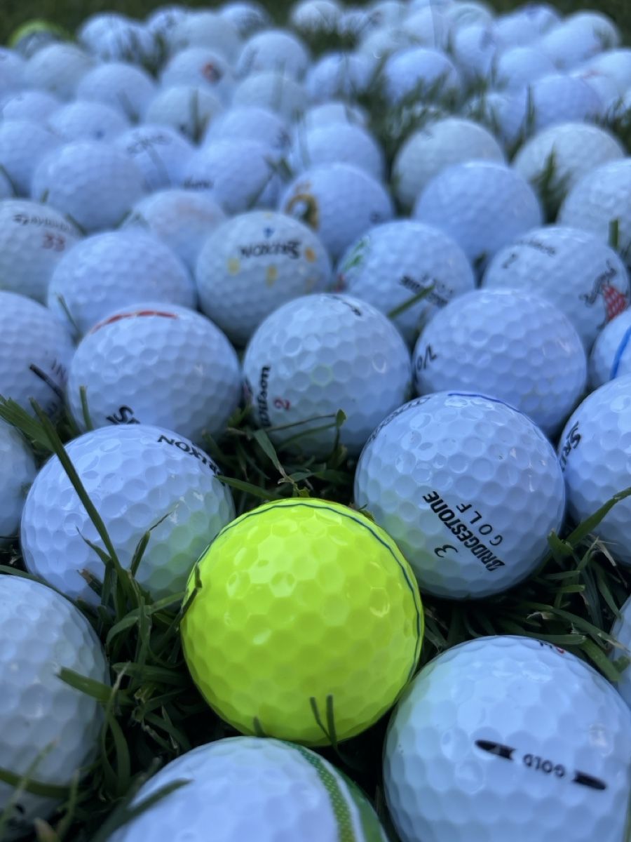Palloni: 120 Golfbälle Div. – Usato da Hüttikon venduto da sgt79 2