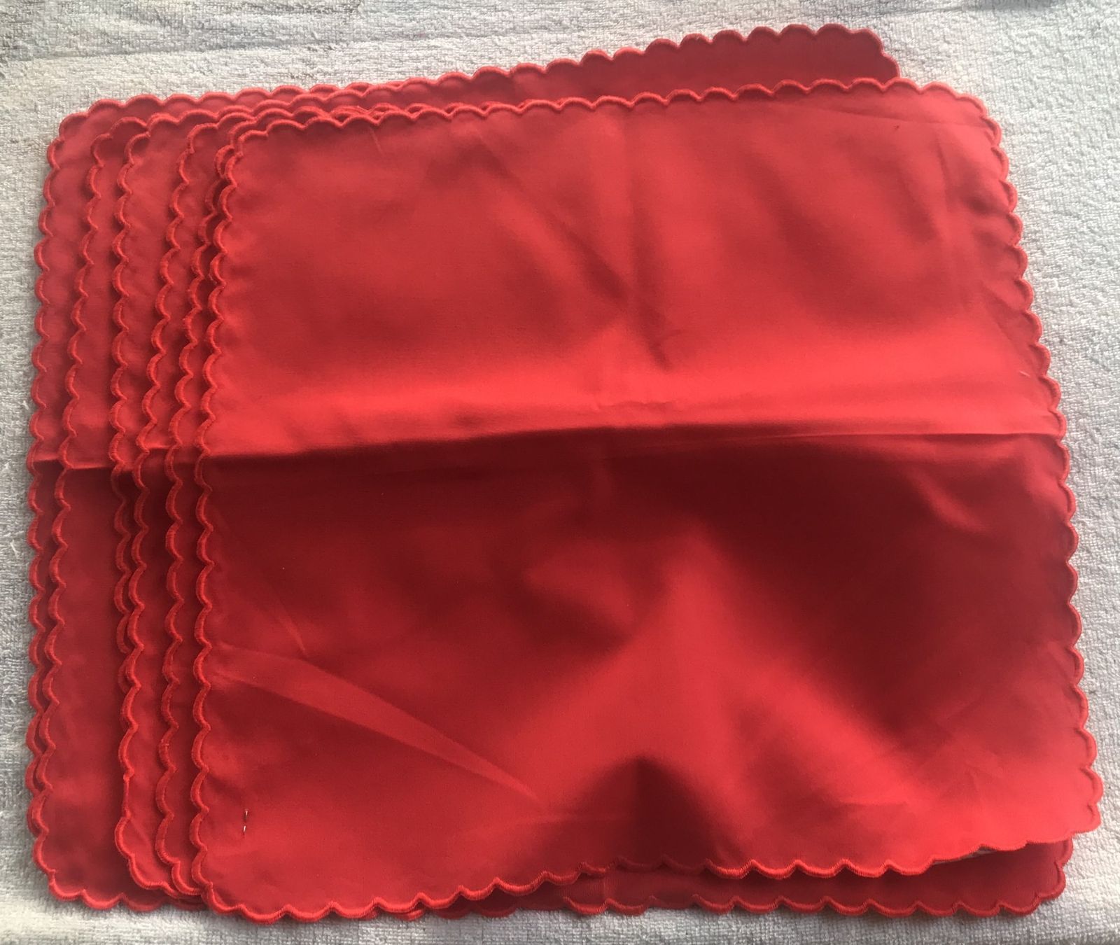 Tovaglioli: 6 STOFF SERVIETTEN NEU 40X40CM – Nuovo (secondo la descrizione) da Ostermundigen venduto da Kari1937