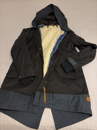 Damen Parka dunkelblau gefüttert Grösse M guter Zustand