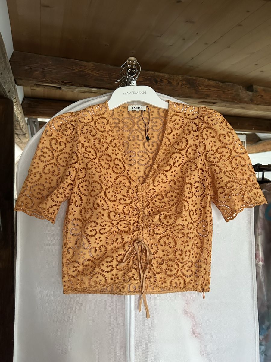 Sandro Blusen: Sandro Eyelet Blouse – Gebraucht aus St.Josefen von lop_lh8d