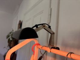 2 x Schwarze Klemm-Leuchten