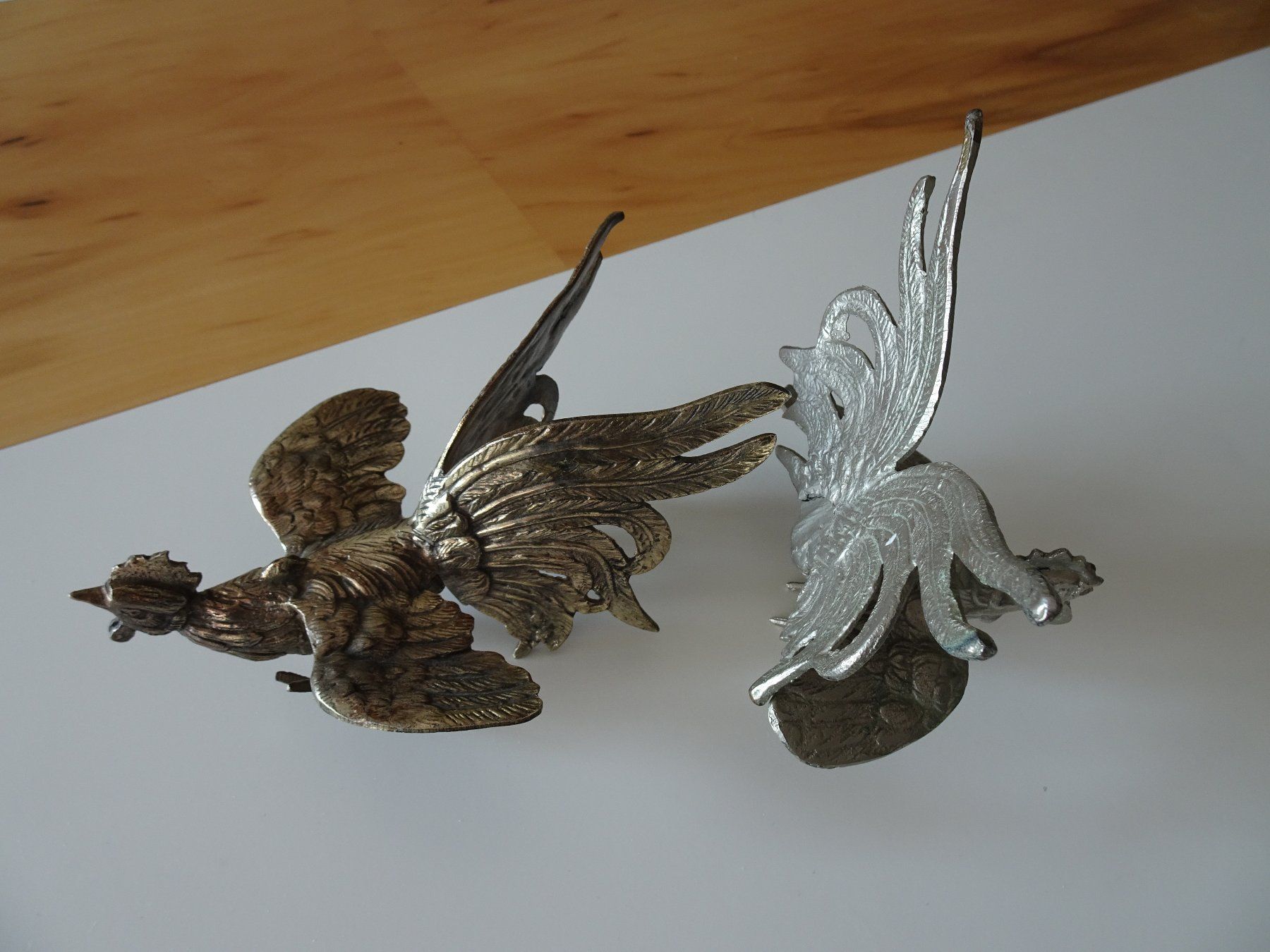 Statuette: 1 Paar Kampfhähne, Metall – Usato da Vitznau venduto da Mina60 5