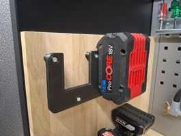 Akkuhalterung Bosch 18V Professional , Werkstatt Akku Halter