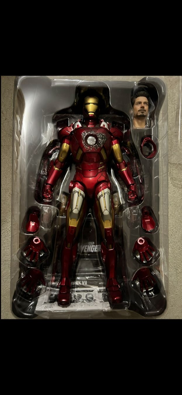 Hot Toys Figurines: Iron Man Mark VII Hot Toys – D'occasion à Rorschacherberg par fil_g9wg 2