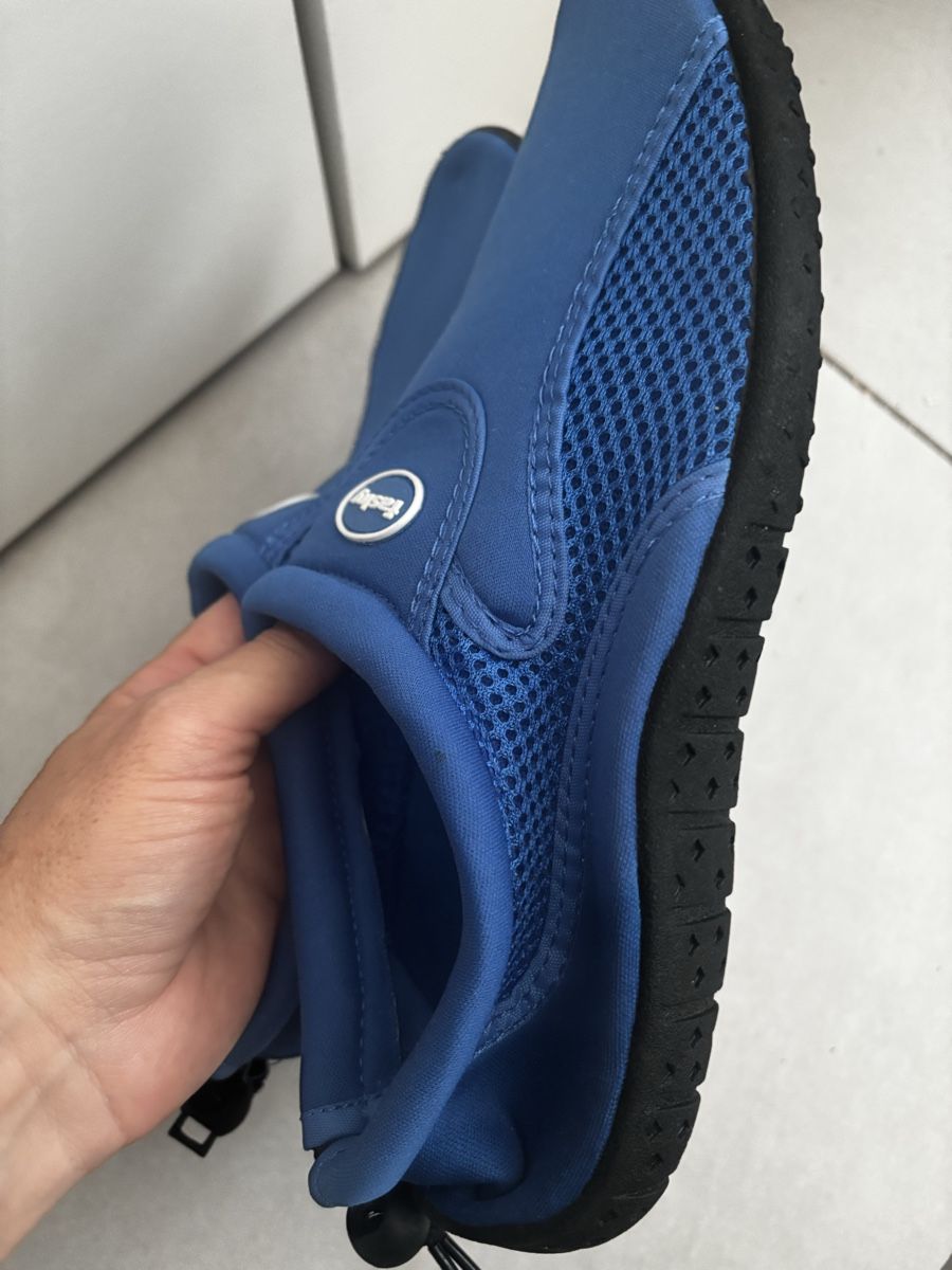 Scarpe da uomo: Wasserschuhe Gr. 41 Badeschuhe – Usato da Winterthur venduto da NatMet11 3