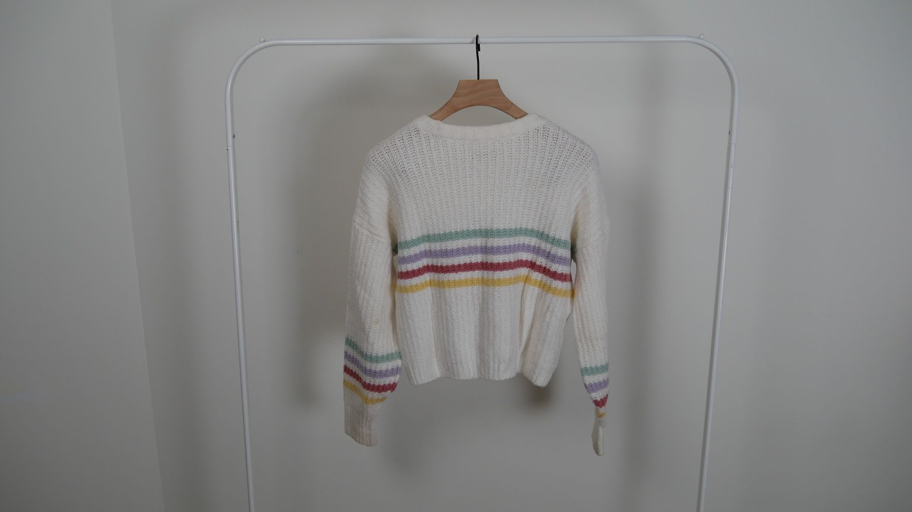 Hollister Maglioni & Felpe: Hollister Strickpullover Sweater Sweatshirt weiss Regenbogen – Nuovo (secondo la descrizione) da Zürich venduto da julia_vina 1