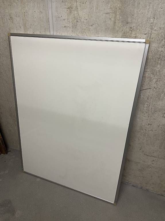 Wandtafeln: Whiteboard – Gebraucht aus Zürich von roy.toirac