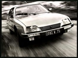 Fotografie Auto Citroen, Limousine in Fa