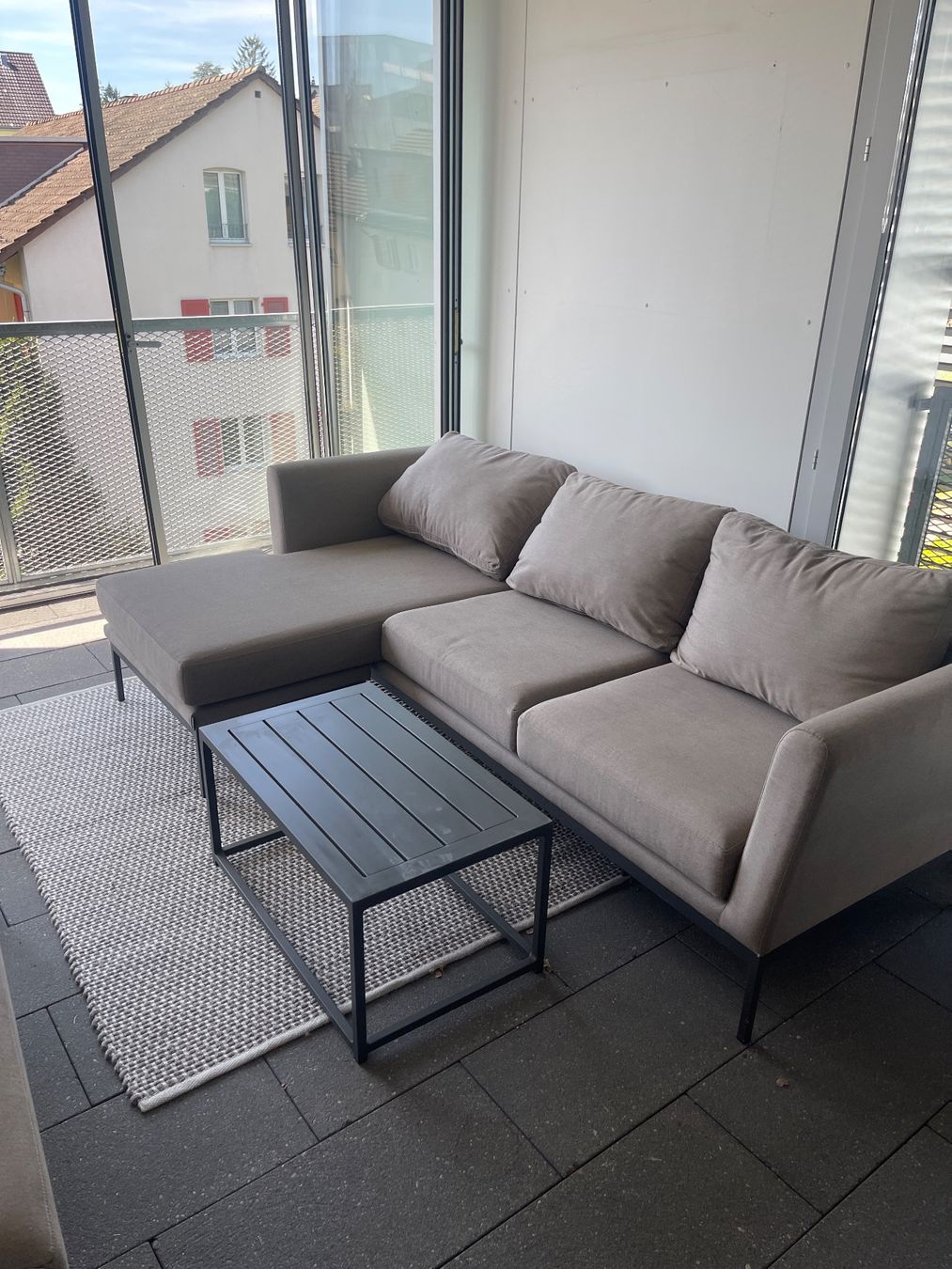 Viplounge Divani: Gartenlounge beige von VIPLOUNGE.ch – Usato da Winterthur venduto da alt_sr77 2