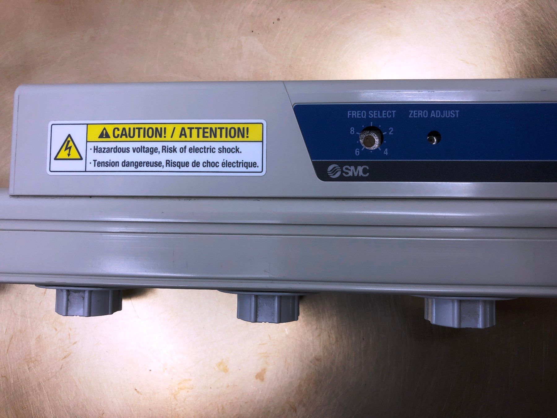 Componenti elettronici: SMC Ionizer izs40-460-06B – Usato da Laufenburg venduto da Sirluger 1