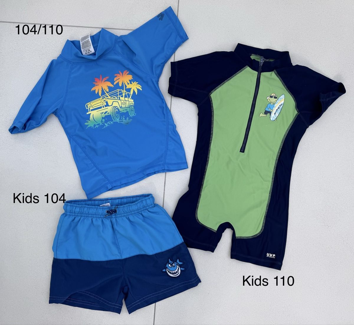 Lotti & Set di vestiti: Kinderkleider Paket Grösse 104/110 – Usato da Rickenbach SO venduto da Lerg 5