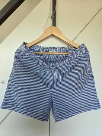edc Esprit Shorts Damen 38 (blau-weiss gestreift)