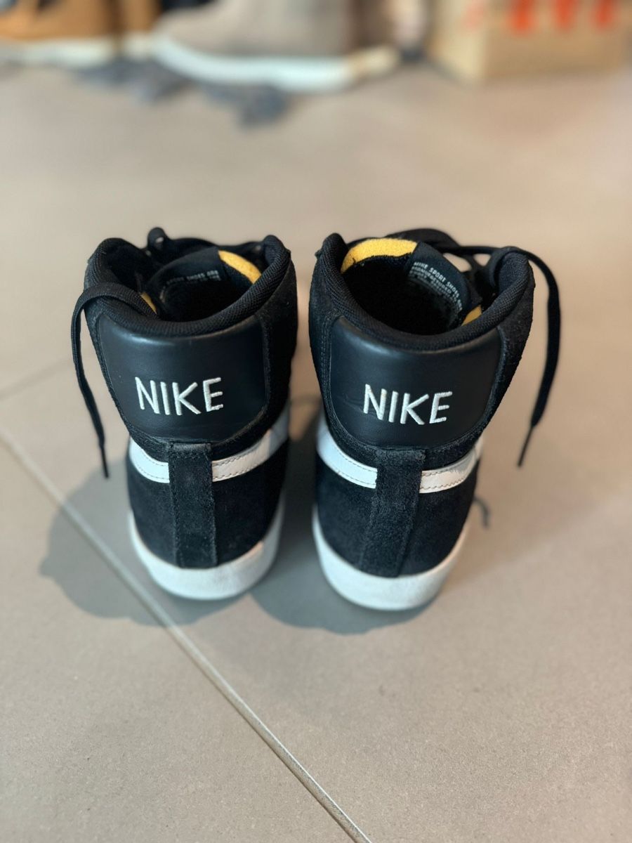 Nike Scarpe da uomo: Nike Blazer Black/White - Size 38.5 – Usato da Genève venduto da NaleMorri 1