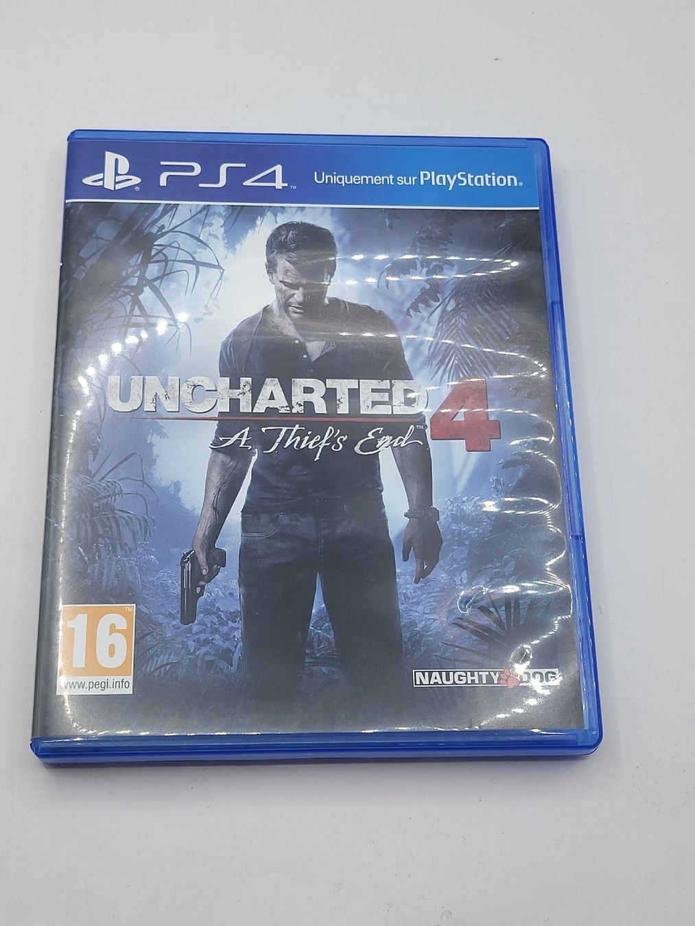 Spiele: Uncharted 4 PS4 - A Thief's End  – Gebraucht aus Lausanne von CashngoLausanne