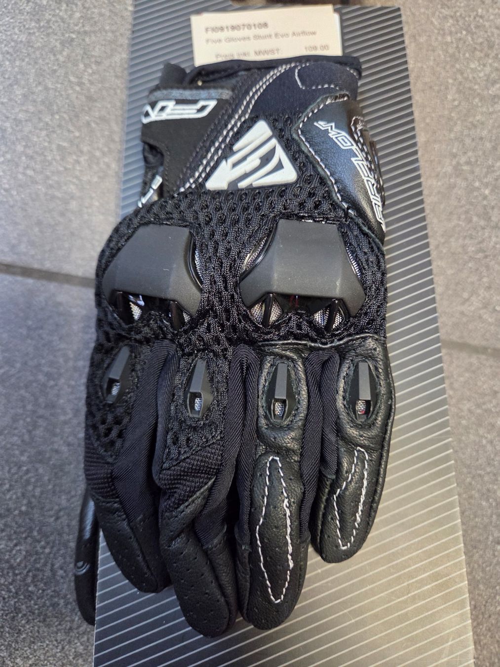 Guanti & manicotti: Five Stunt Evo Airflow Damen Handschuhe WS/8 – Nuovo e nell'imballaggio originale da Frauenfeld venduto da Moto77_AG