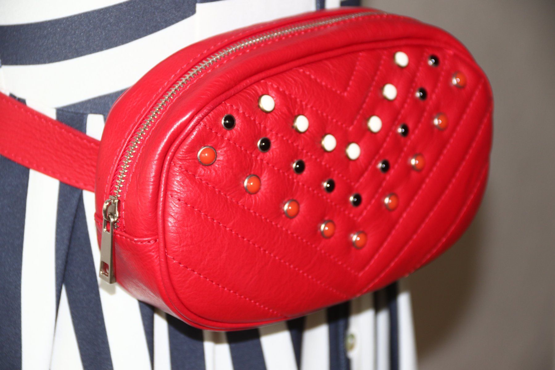 Borse da donna: Stylische Echtledertasche / Bauchtasche – Nuovo (secondo la descrizione) da Oberwil-Lieli venduto da Svetlana28 3