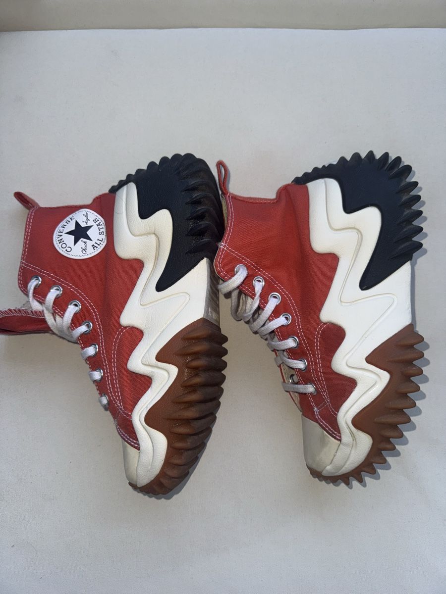 Converse Scarpe da donna: Converse shoes – Usato da Basel venduto da arr_j96w