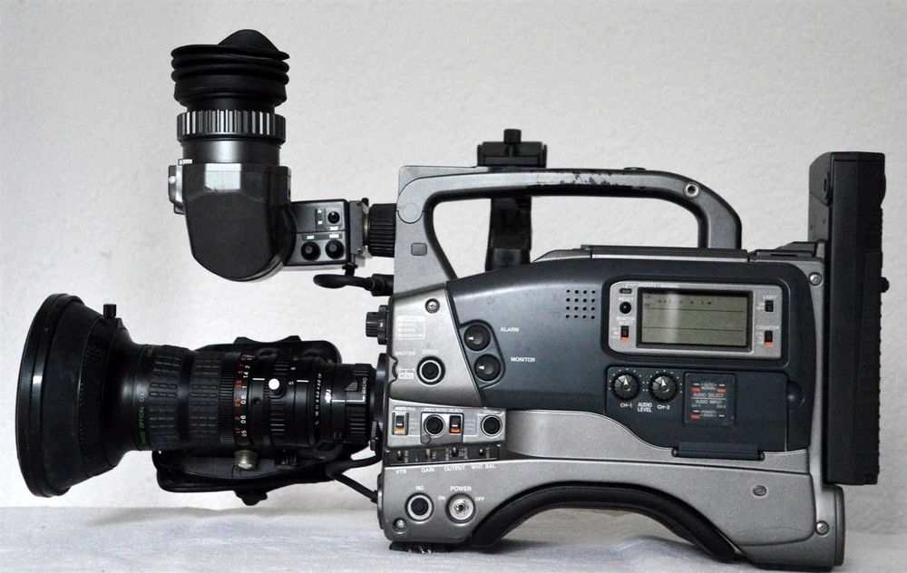 JVC GYDV500 MiniDV Camcorder caméscope Kaufen auf Ricardo
