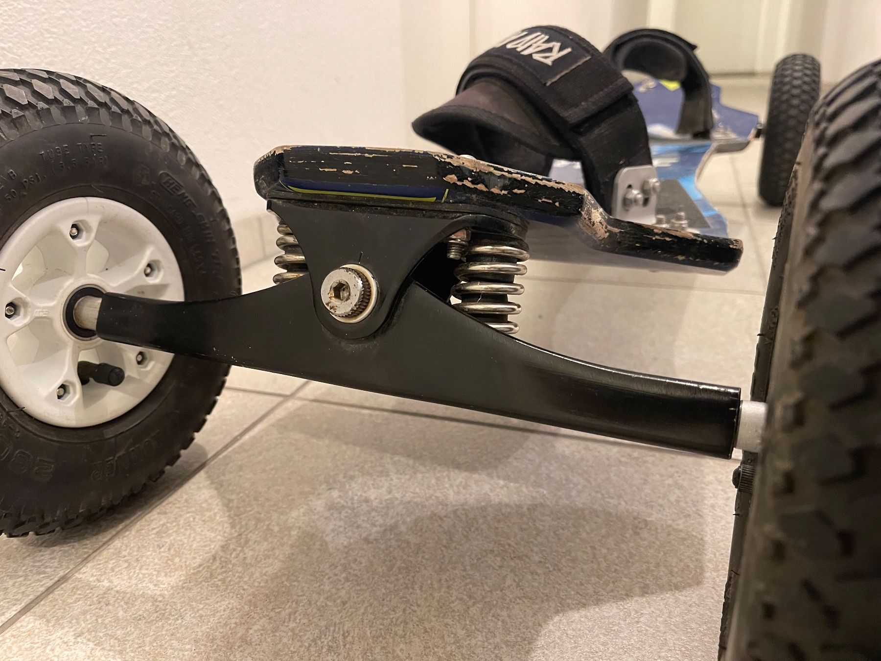Skateboards: Raid ATB‘s Thief Mountainboard Landboard Kite – Usato da Naters venduto da tob_6x2m 2
