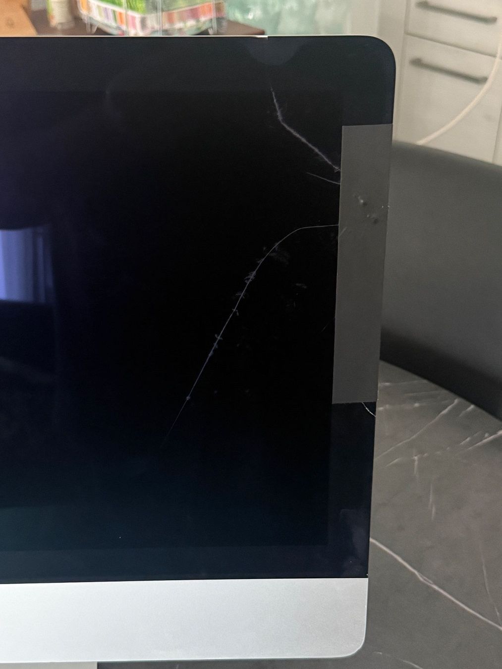 Apple PC: iMac 21.5 - JG. 2013 mit macOS Catalina – Usato da Hausen AG venduto da piccadilly62 2