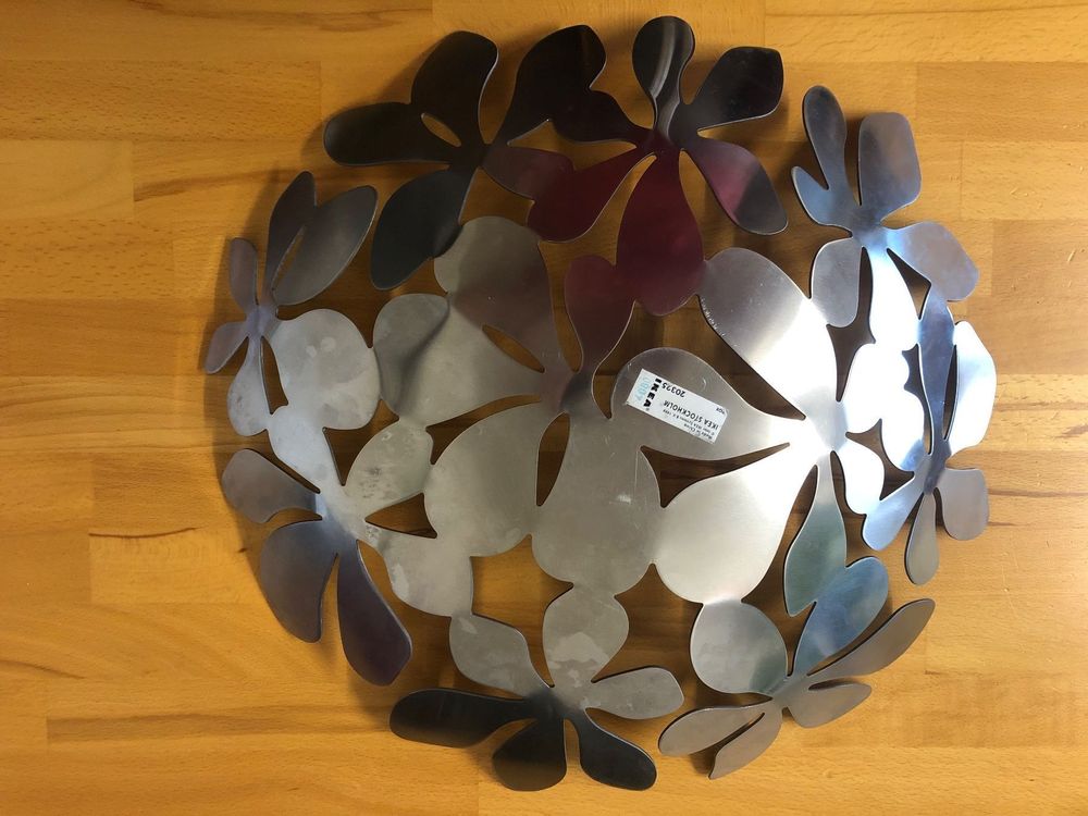 schüssel aus metall