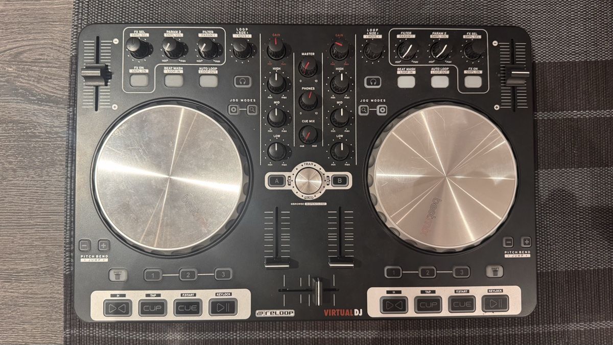 Reloop Mischpulte: Reloop Beatmix – Gebraucht aus Oberwil-Lieli von KZA5563