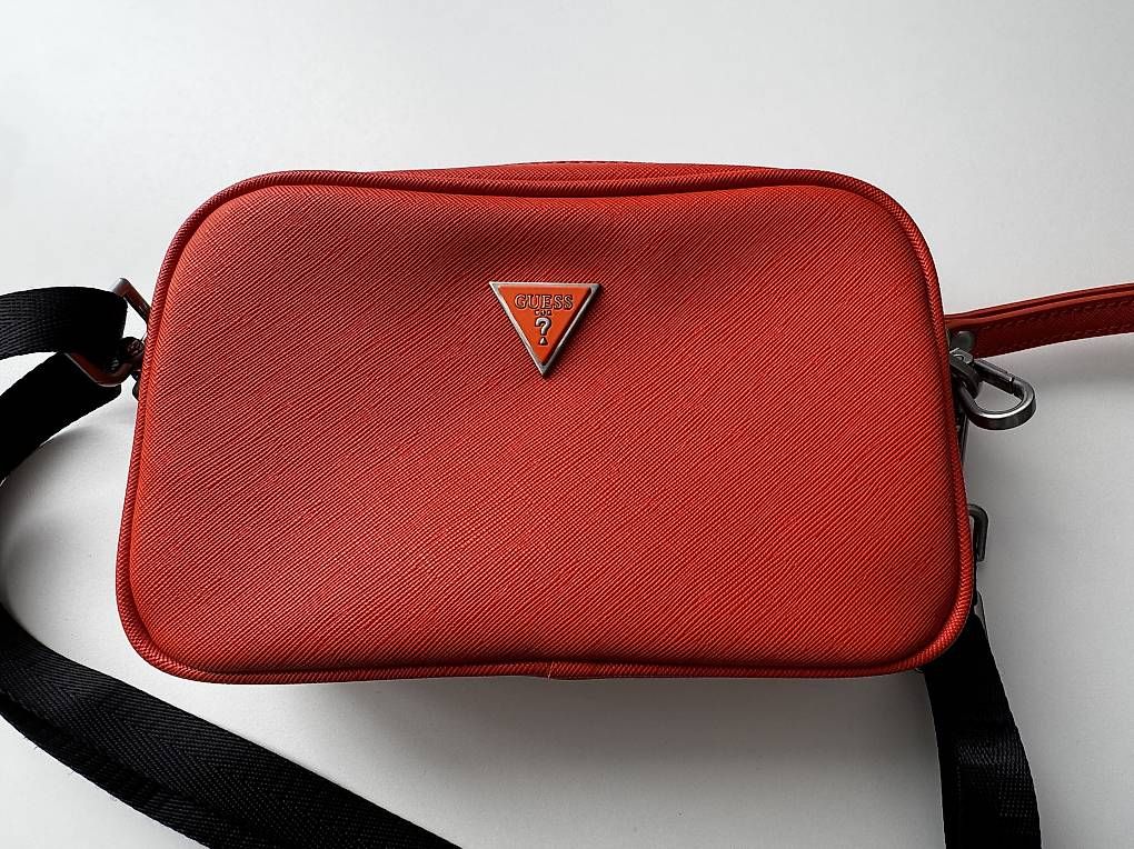 Guess Taschen: Guess Tasche – Gebraucht aus Zürich von pandesal 1