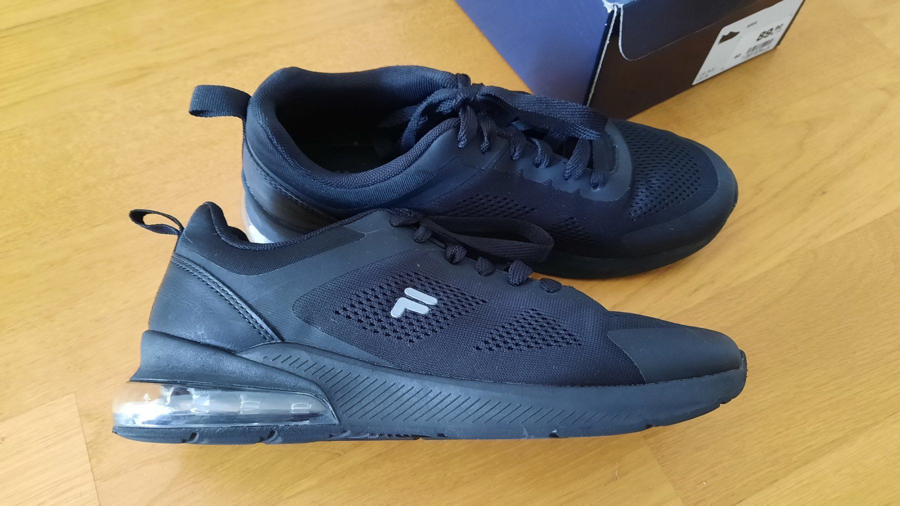 Fila Damenschuhe: Fila Aria Turnschuhe Gr. 40 – Gebraucht aus Schinznach Dorf von Joyce75