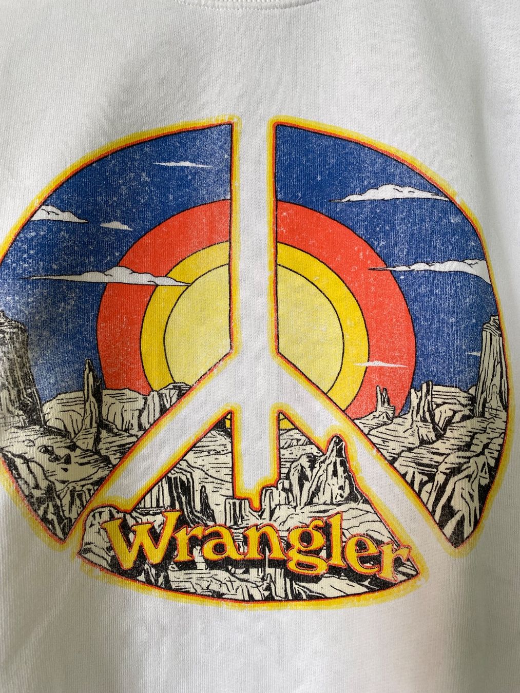 Maglioni & Felpe: Wrangler Sweater, Peace Zeichen, Weiss – Usato da Stadel b. Niederglatt venduto da sandart 1