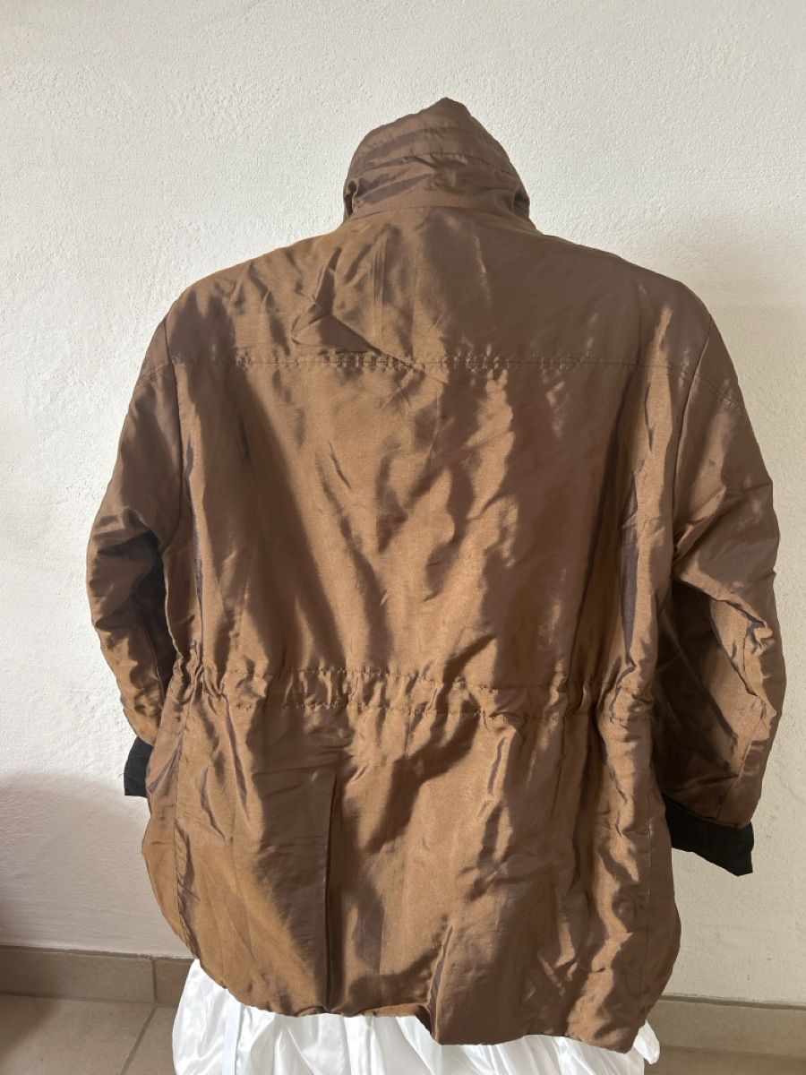 Giacche: Übergangsjacke, Braunglänzend, Damen, Grösse M – Usato da Röschenz venduto da c_k_wj8r 1