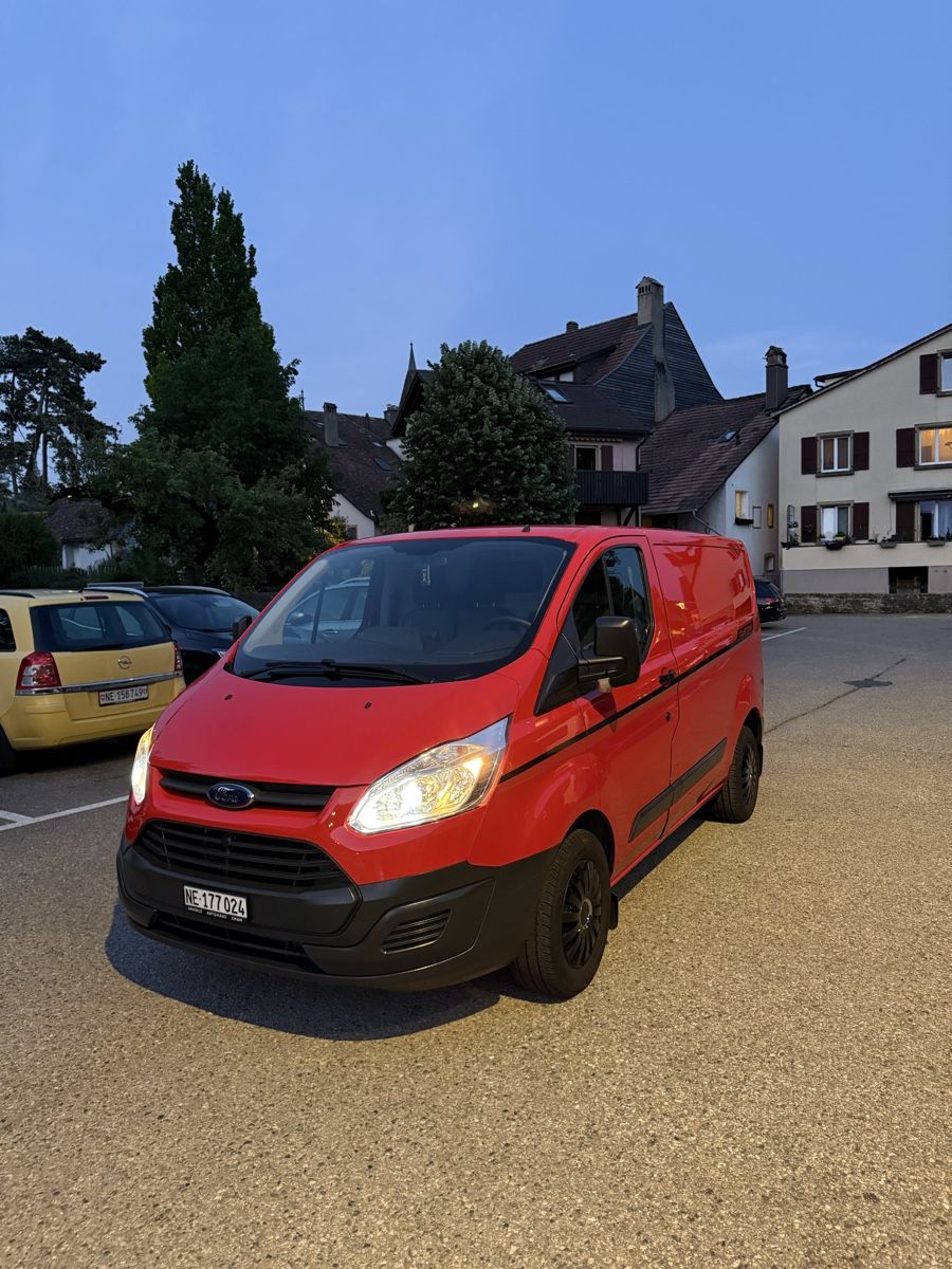 Ford Veicoli commerciali: Ford Transit Custom 2016 – Usato da St-Blaise venduto da ani_8jch