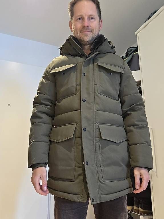 Giacche: Tommy Hilfiger Parka – Usato da Henggart venduto da Ollllley 2