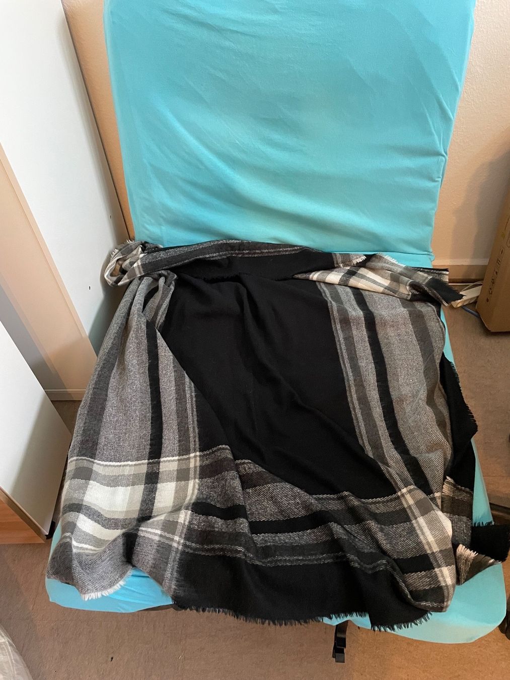 Zara Foulard & Sciarpe: Schal Zara – Usato da Basel venduto da Robyn20 7