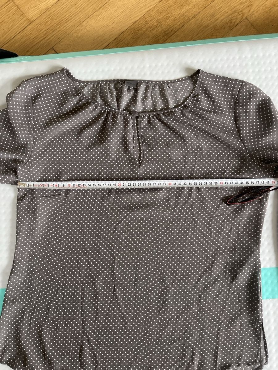 S.Oliver Blusen: Bluse mit Pünktchenmuster, grau, S. Oliver, 38 – Gebraucht aus Solothurn von Bobesch08 7
