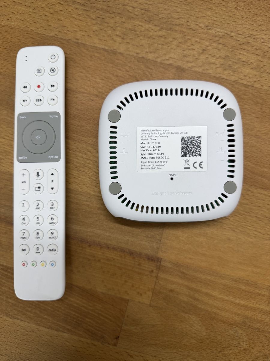 Swisscom Modem & Router: Swisscom Internet-Box 3 und TV-Box 21 Set – Nuovo (secondo la descrizione) da Rüdtligen venduto da ABR_21 1