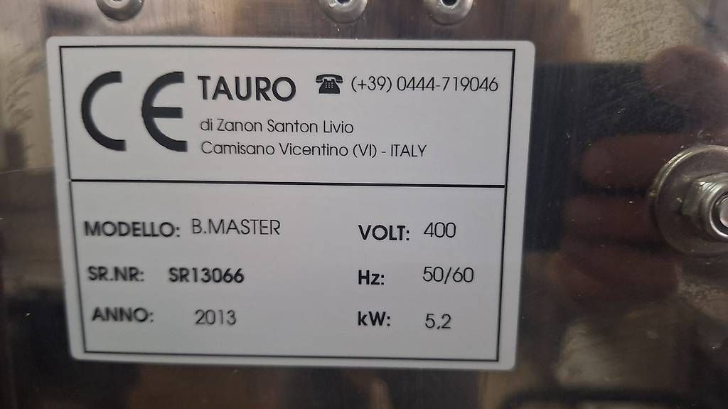 Tutte le macchine: Essicatore Tauro B Master professionale – Usato da Cugnasco venduto da inf_88vk 2
