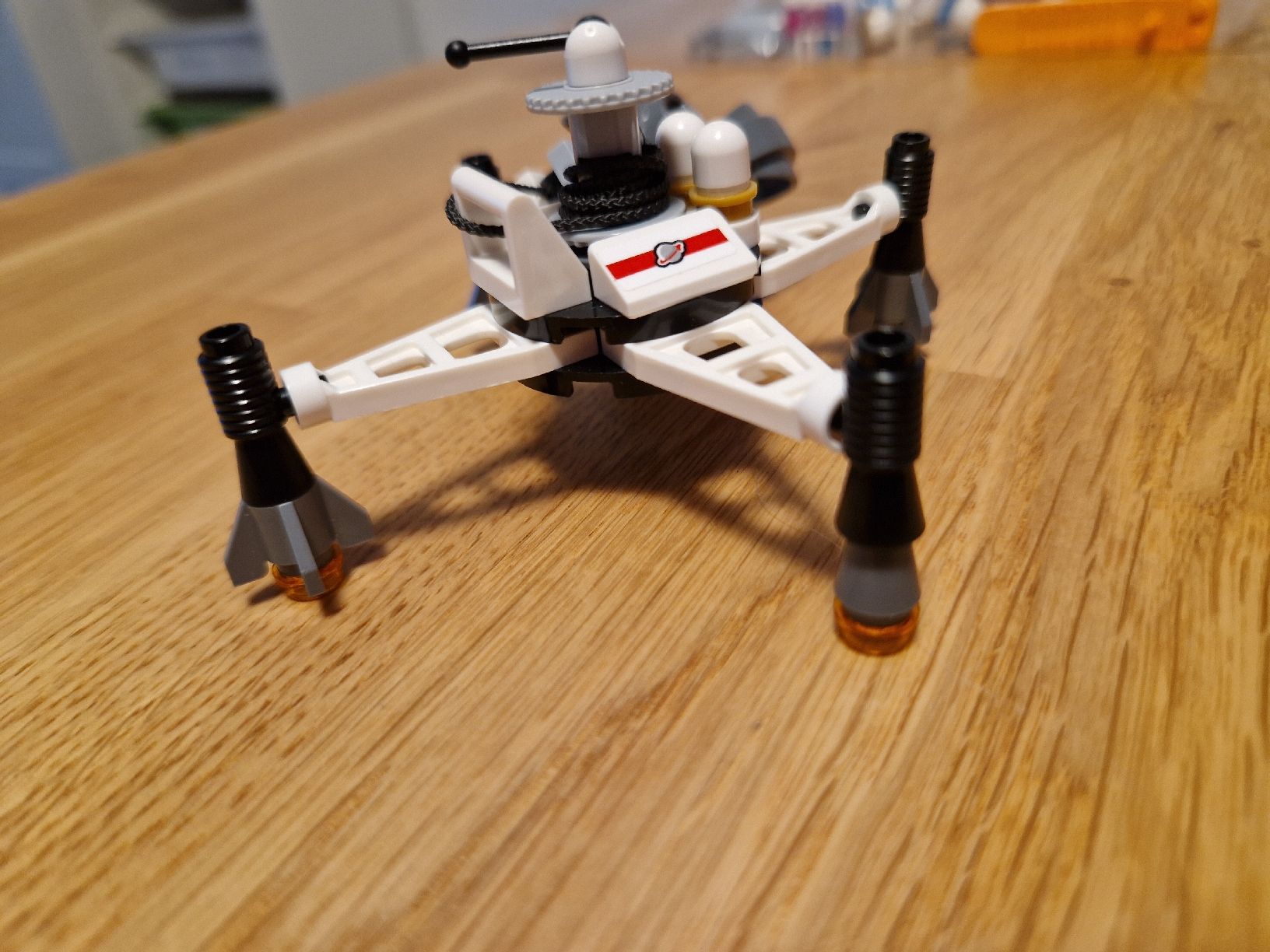 Lego Spielzeuge: Lego Mondstation 60350 – Gebraucht aus Morschach von greendream1985 3