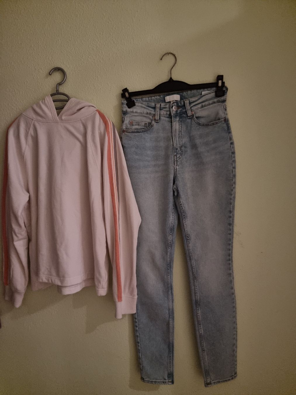 Kleiderpakete: Kleiderpaket M gr 38 div.Marken – Gebraucht aus Zürich von Ralaualiyas 6