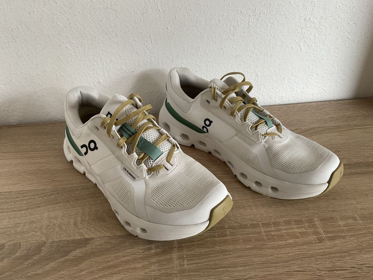 On Scarpe da uomo: On Schuhe Gr43 – Nuovo (secondo la descrizione) da frauenfeld venduto da pipi018 1