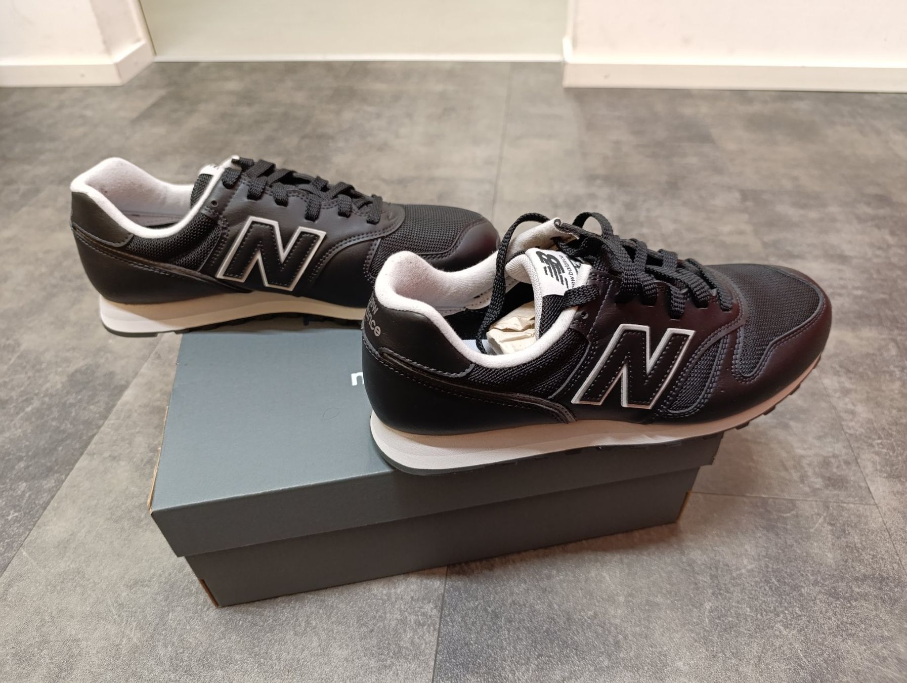 New Balance Scarpe da uomo: New Balance Sneaker ML373 – Nuovo e nell'imballaggio originale da Bern venduto da Retu1 1