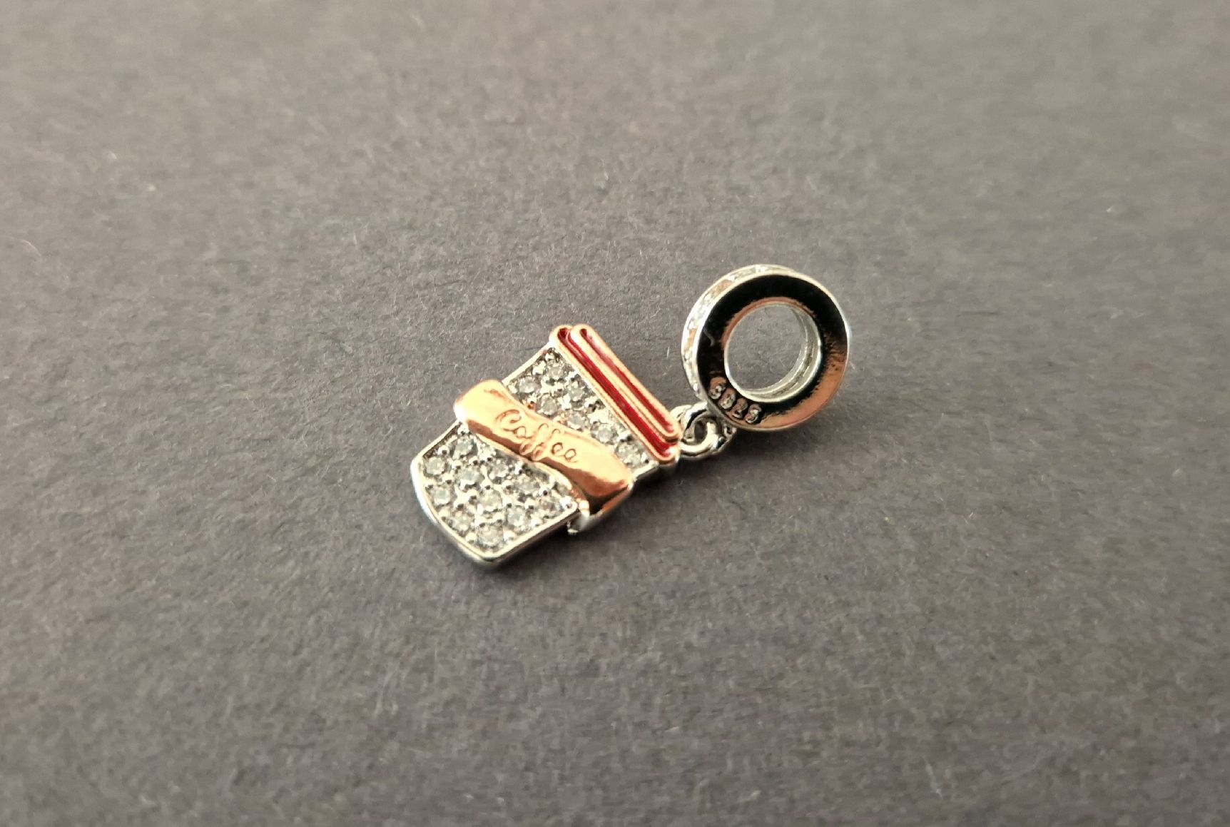 Ciondoli: Charm Kaffeebecher +Garantie – Nuovo (secondo la descrizione) da Rotkreuz venduto da Carbone_Bijou-Shop 1
