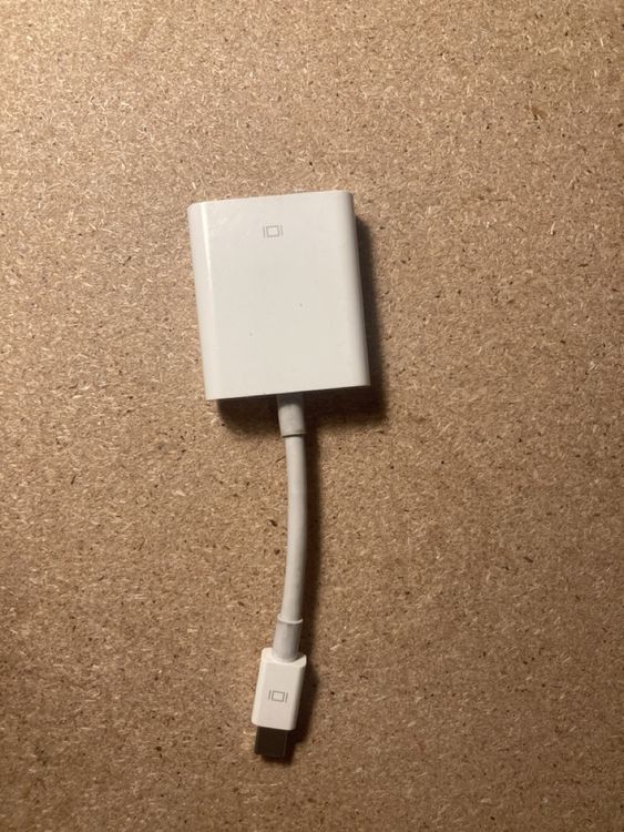 Apple Lecteurs & Adaptateurs: Apple Mini DisplayPort-auf-VGA-Adapter – D'occasion à Stans par stie1989