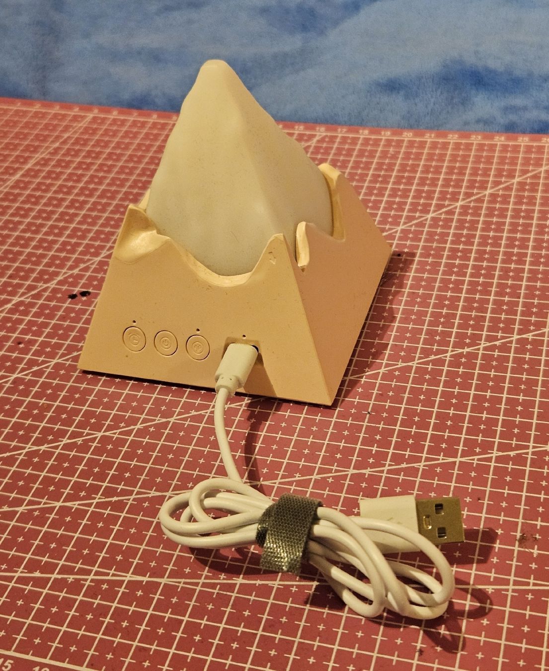 Diffusori di oli essenziali: Elegante Berg-Aroma-Diffuser-Nachtlicht – Nuovo (secondo la descrizione) da Besenbüren venduto da ste_dh5c 1