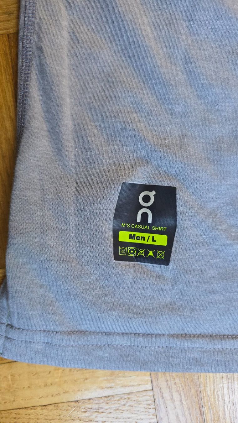 On T-Shirts: On t-shirt L – Gebraucht aus Wallisellen von theblacksheep 5