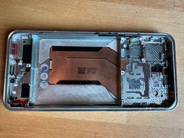 Xiaomi 14 Grün Rahmen + defektes Display