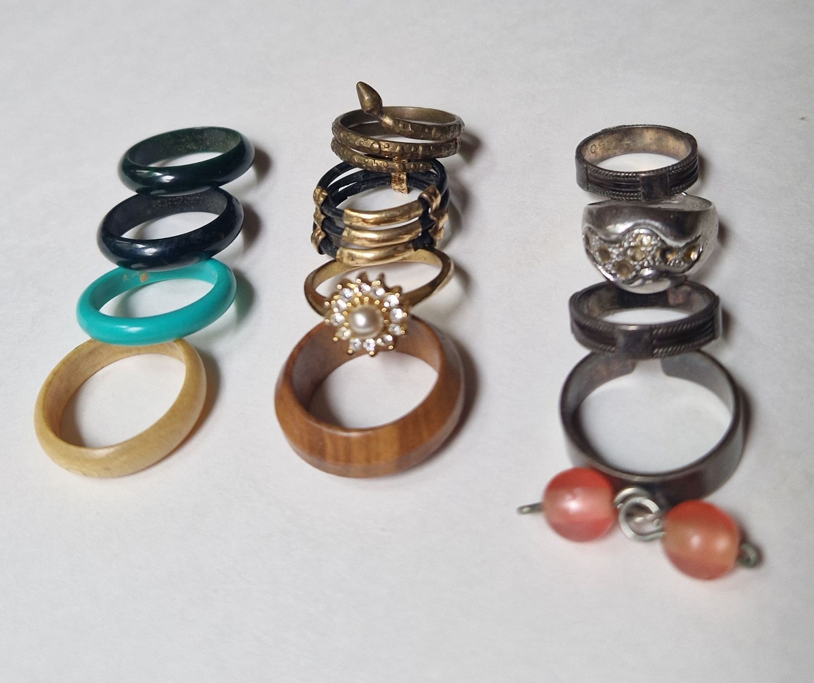 Ringe: 3 alte Silberringe + 9x Modeschmuck – Gebraucht aus Seengen von see_b7wj 5