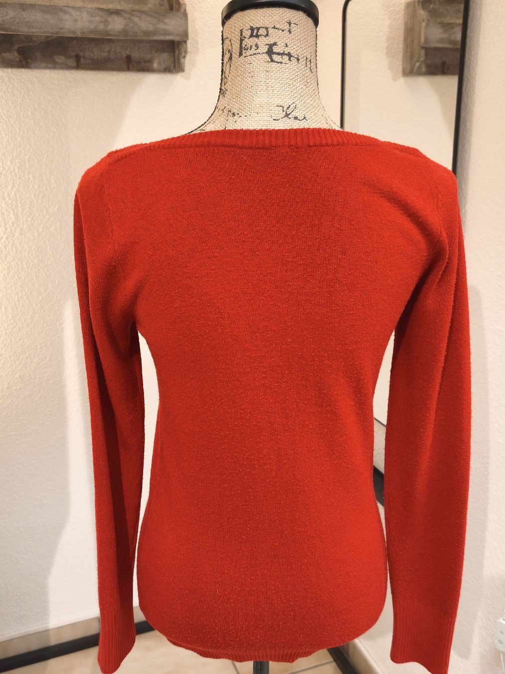 Pullover & Sweatshirts: Roter Pullover Grösse S – Gebraucht aus Emmetten von SecondhandSiska 2