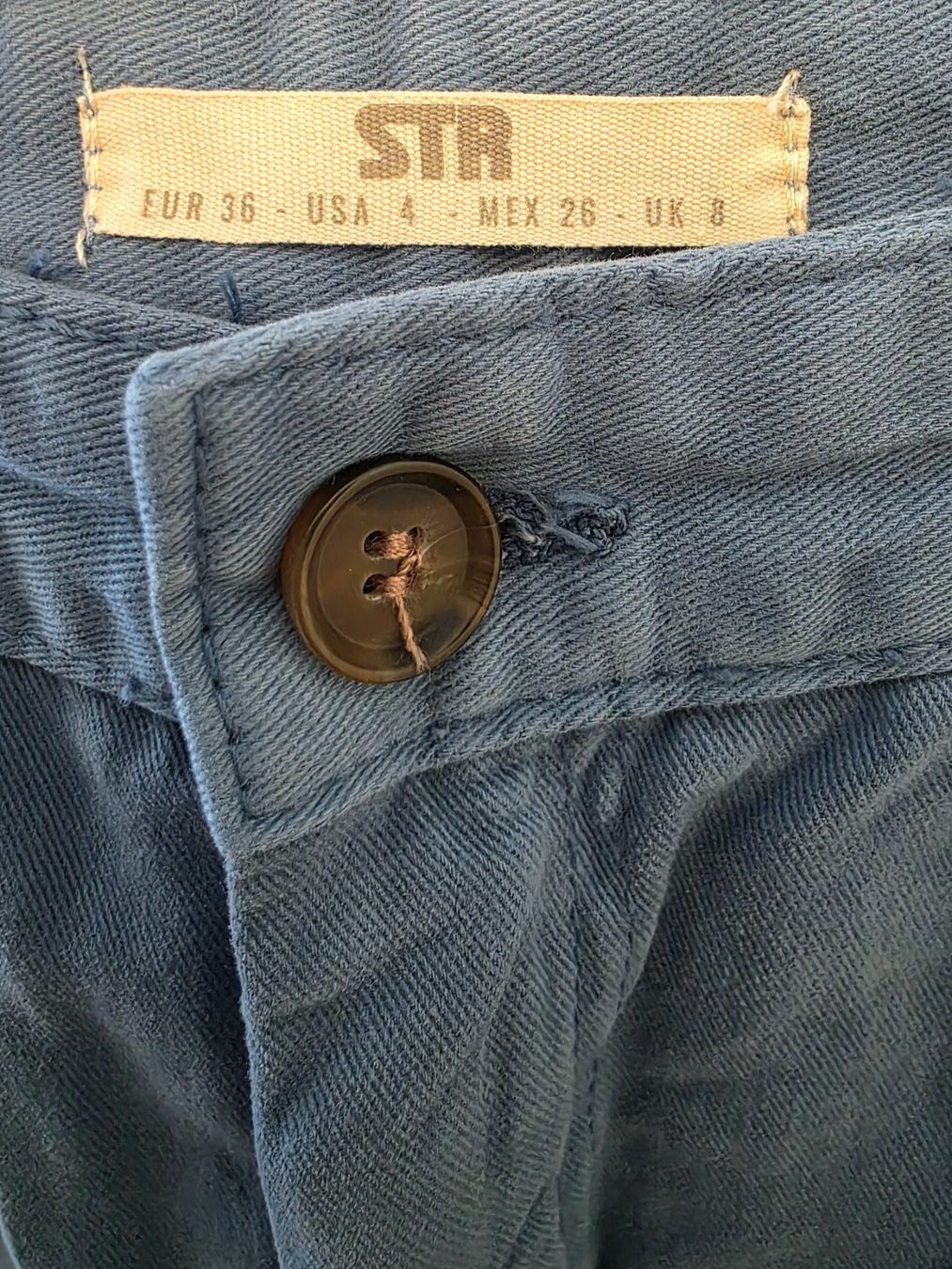 Stradivarius Pantalons: Blaue Cargohose Stradivarius – Neuf (Voir description) à Rothenfluh par sel_j856 2
