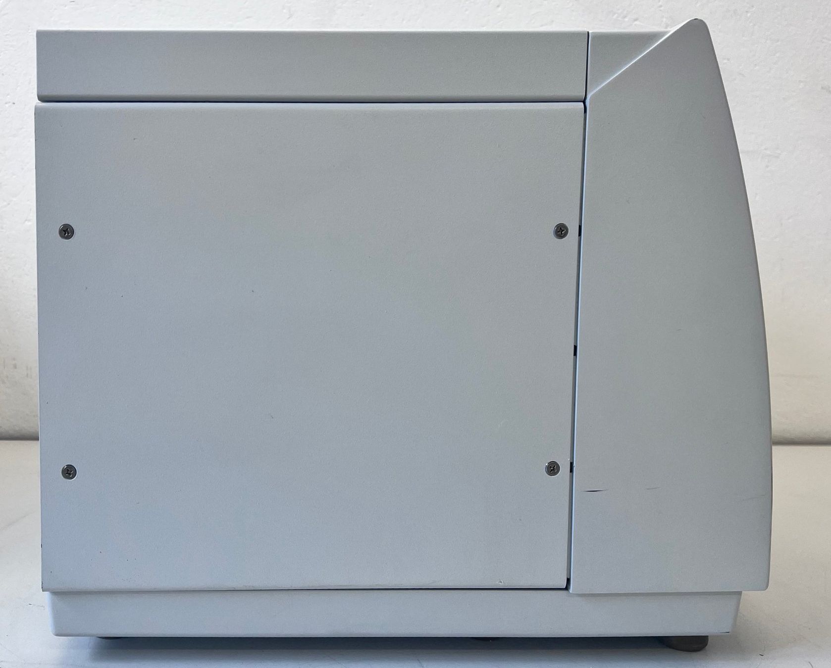 Accessori da laboratorio: Dionex ASI-100 Automated Sample Injector 5810.0010 – Usato da Niederdorf venduto da LeptonAG_Labor 4